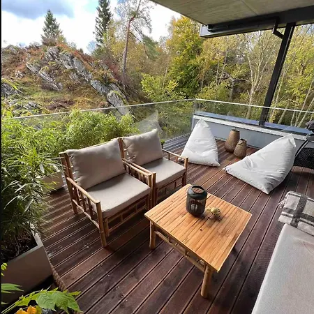 Luxury With Beautiful Location *